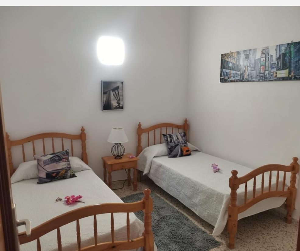 Chalet Con Jacuzzi Climatizado, Barbacoa Y Cerca De La Playa Abades  Kültér fotó