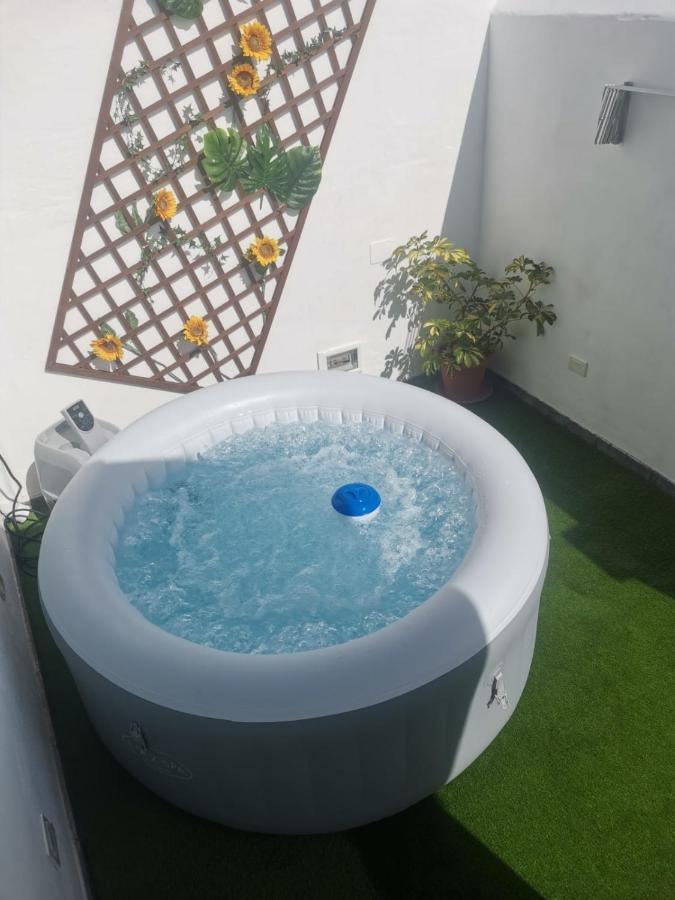 Chalet Con Jacuzzi Climatizado, Barbacoa Y Cerca De La Playa Abades  Kültér fotó